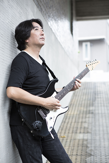 矢堀孝一  Koichi Yabori （Guitar)